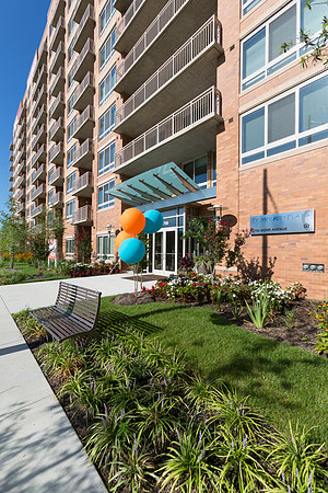 ProsperityFlats_2700_Door_Ave_Exterior_4x6_040