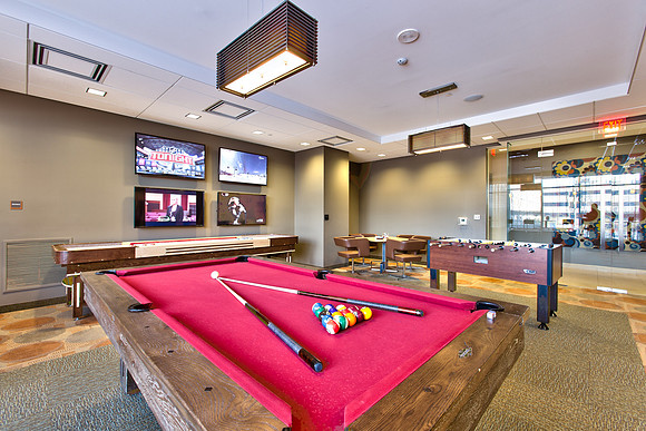 ProsperityFlats_2700_Door_Ave_GameRm_021_4x6